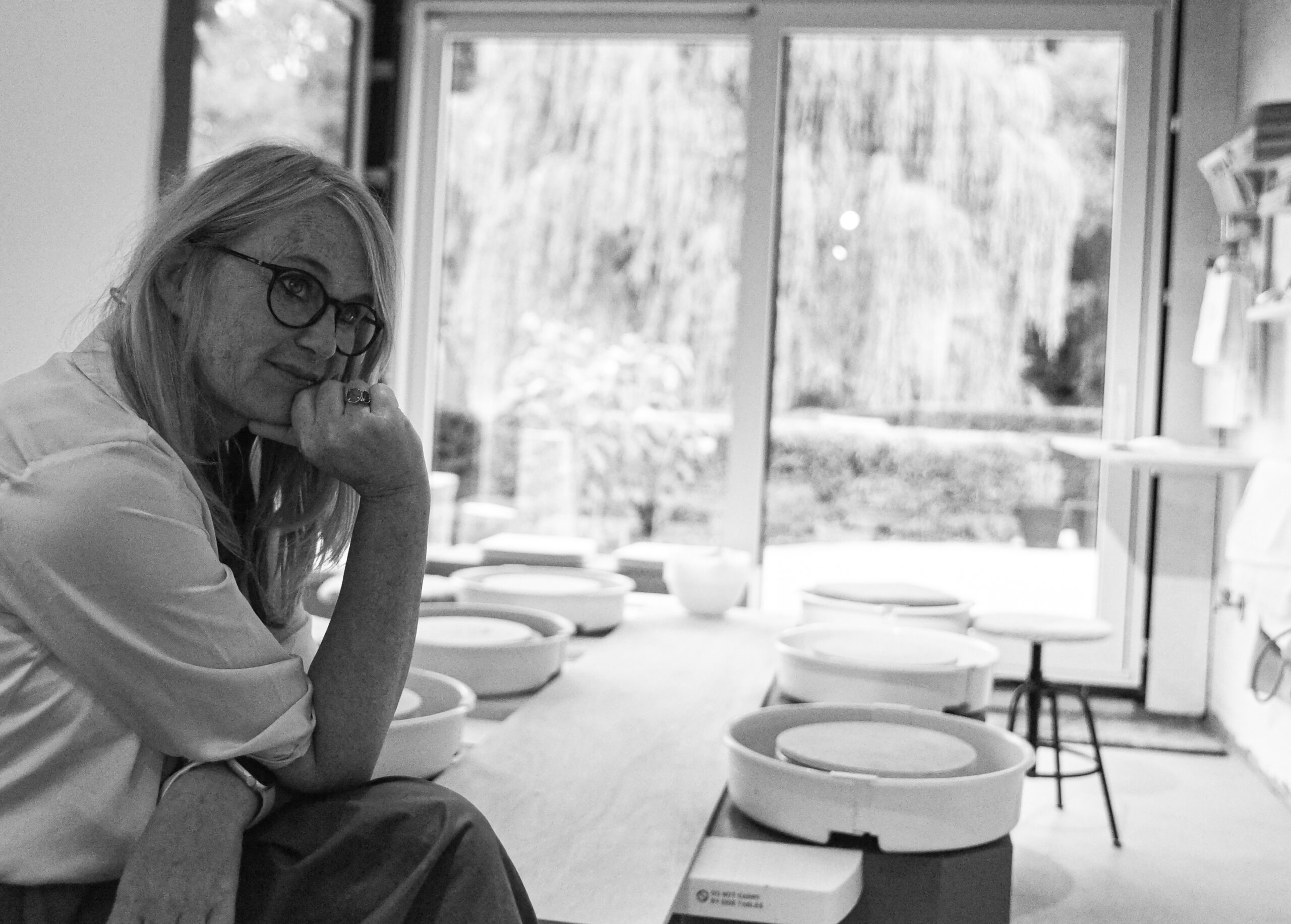 keramiekatelier Heverlee – Kris van Atelier Rebelle in haar keramiekatelier